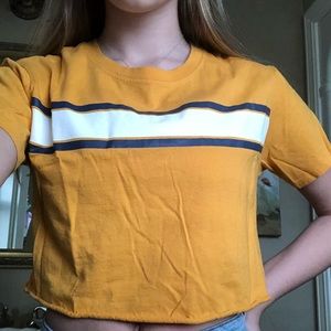 Garage cropped tee